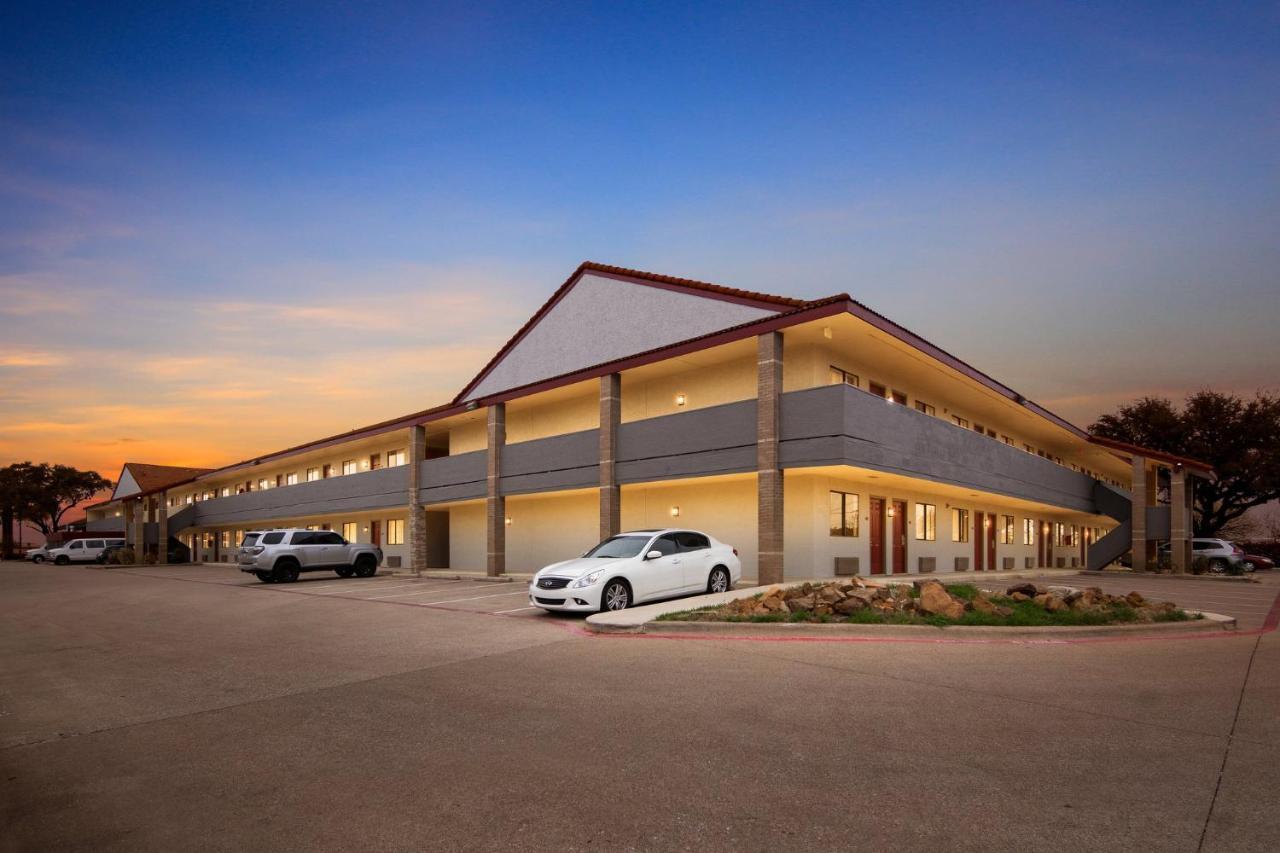 Irving Inn & Suites At Dfw Airport Zewnętrze zdjęcie