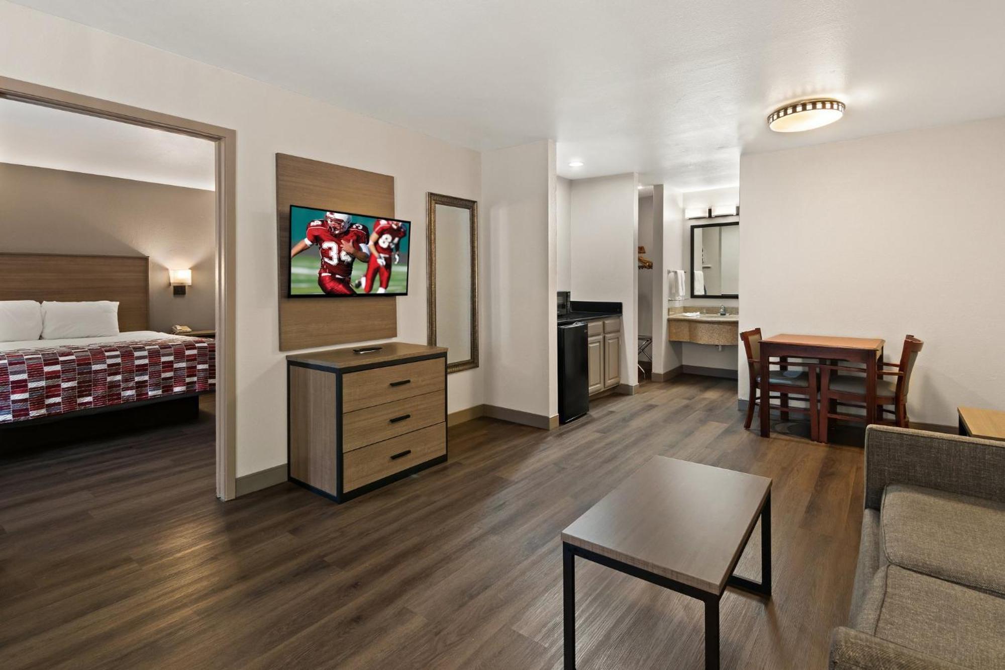 Irving Inn & Suites At Dfw Airport Zewnętrze zdjęcie