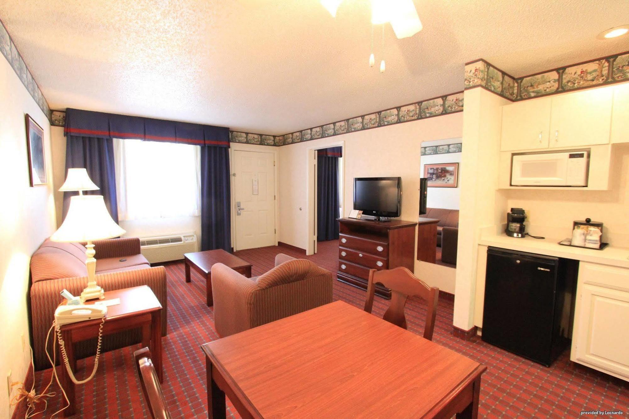 Irving Inn & Suites At Dfw Airport Zewnętrze zdjęcie